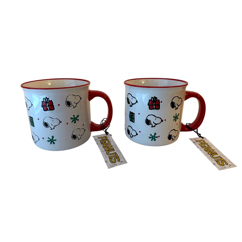 Peanuts Snoopy Christmas Coffee Mugs Set of 2 NWT